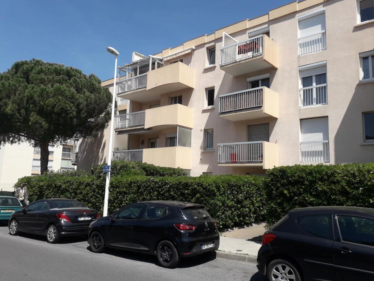 Charmant Studio Avec Climatisation Et Parking Perpignan Exterior foto